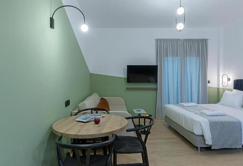 スタンダードスタジオ, Acro Urban Suites