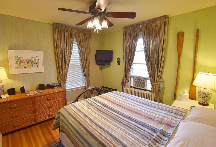 스탠다드 룸 공동 욕실, The John Randall House