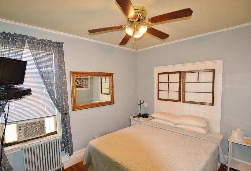 스탠다드 룸 공동 욕실, The John Randall House