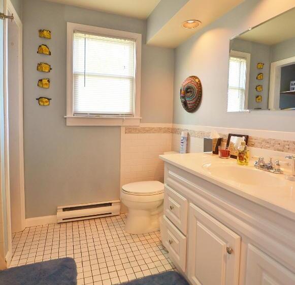 침실 2개 아파트, The John Randall House