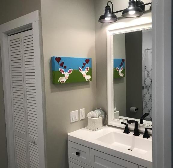 침실 1개 아파트, The John Randall House