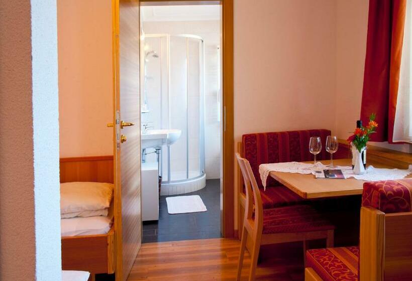 חדר סטנדרט עם מרפסת, Tannenhof