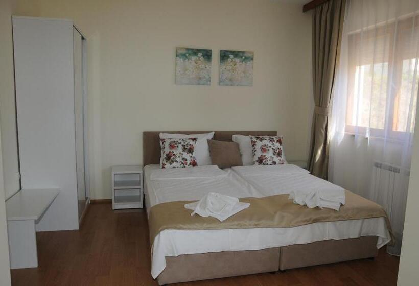 اتاق استاندارد چهار تخته, Villa Angelos