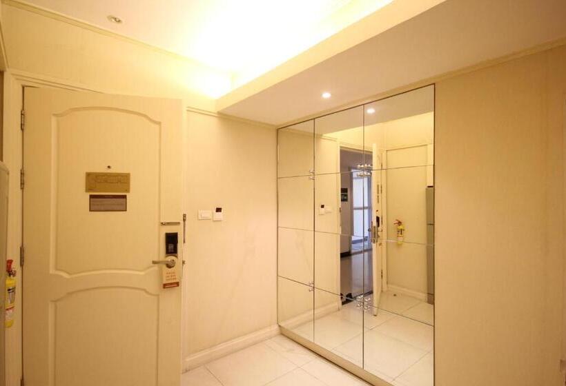 استودیوی استاندارد, Hope Land Hotel Sukhumvit 24