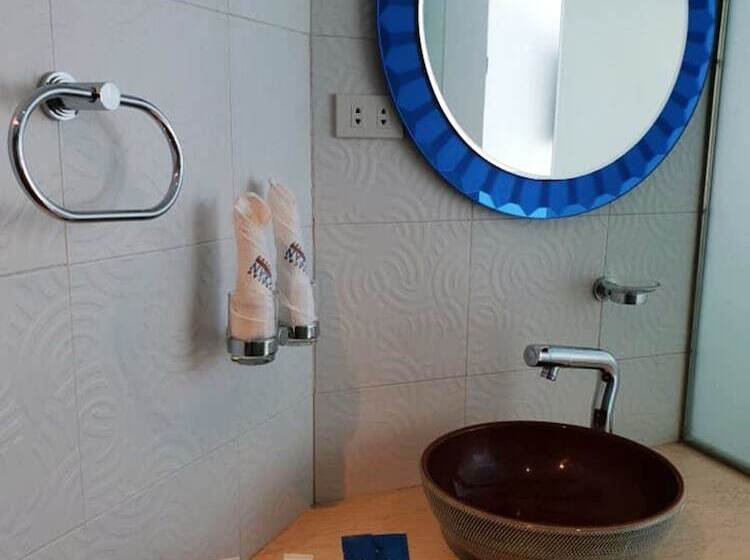 سوییت با چشمانداز دریا, Boracay Ocean Club Beach Resort