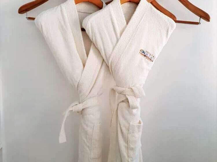 سوییت با چشمانداز دریا, Boracay Ocean Club Beach Resort