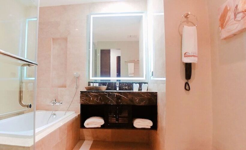 اتاق پرمیوم, Boracay Ocean Club Beach Resort