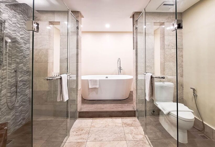 اتاق خانوادگی, Boracay Ocean Club Beach Resort