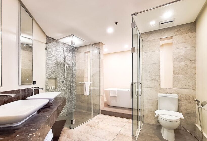 اتاق خانوادگی, Boracay Ocean Club Beach Resort