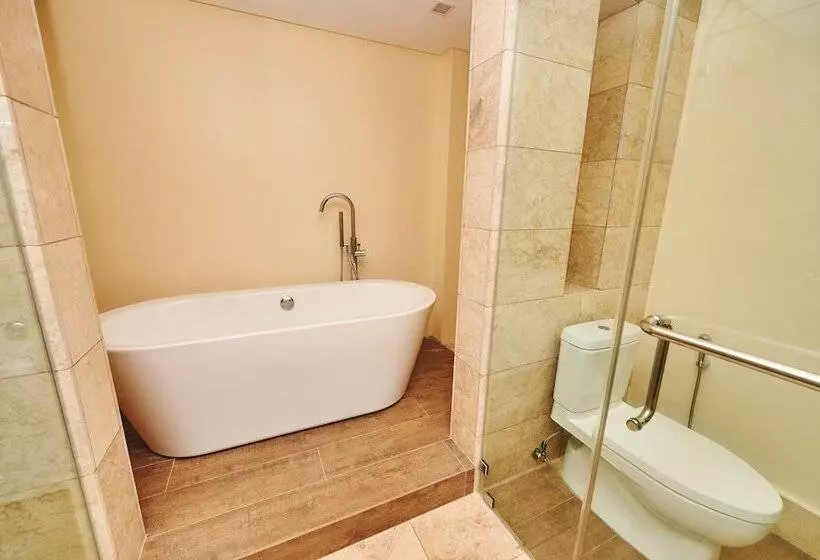 اتاق خانوادگی, Boracay Ocean Club Beach Resort