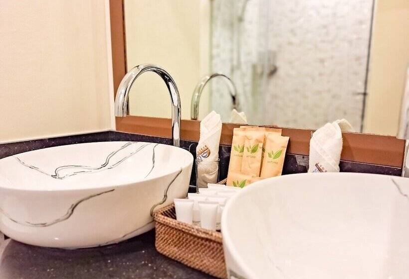 اتاق سوپریور خانوادگی, Boracay Ocean Club Beach Resort