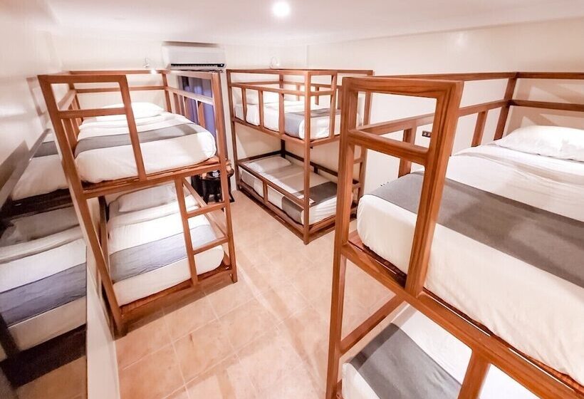 اتاق سوپریور خانوادگی, Boracay Ocean Club Beach Resort