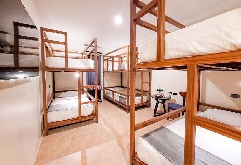 اتاق سوپریور خانوادگی, Boracay Ocean Club Beach Resort