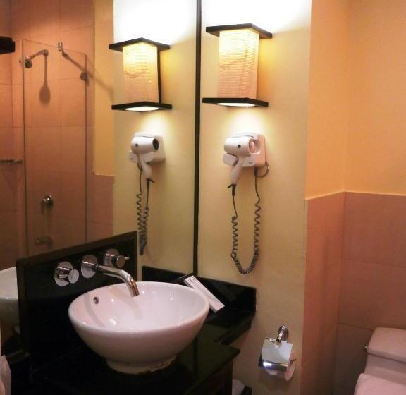 اتاق سوپریور, Boracay Ocean Club Beach Resort