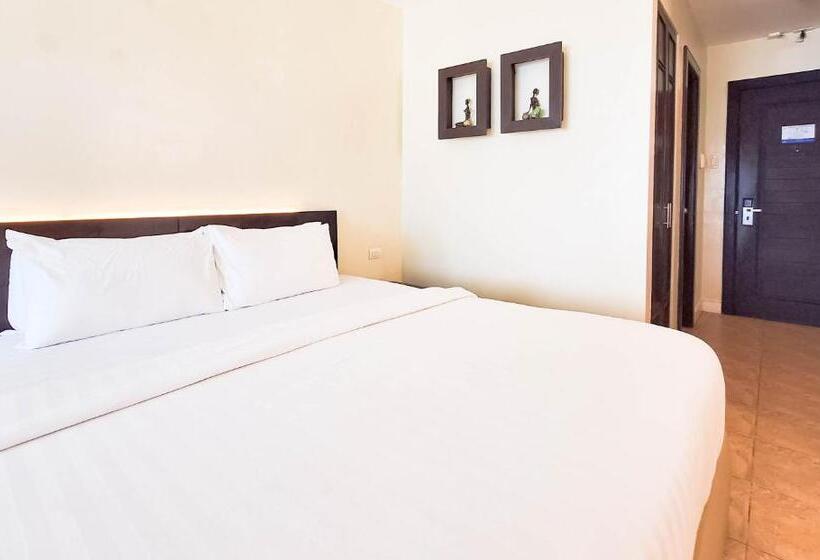 디럭스 룸, Boracay Ocean Club Beach Resort