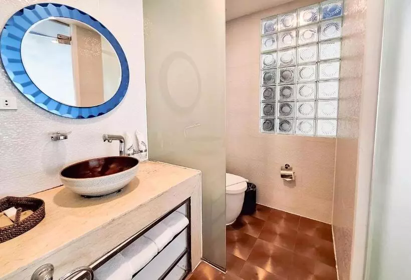 سوییت, Boracay Ocean Club Beach Resort