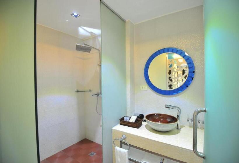 سوییت, Boracay Ocean Club Beach Resort