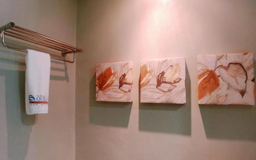 اتاق پرمیوم, Boracay Ocean Club Beach Resort