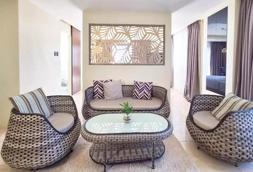 سوئیت پرزیدنت, Boracay Ocean Club Beach Resort