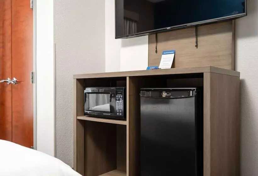 سوییت, Comfort Suites Columbia Northeast Fort Jackson