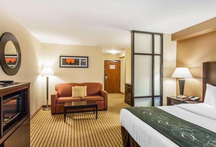 Люкс Кровать Кинг, Comfort Suites Wenatchee Gateway