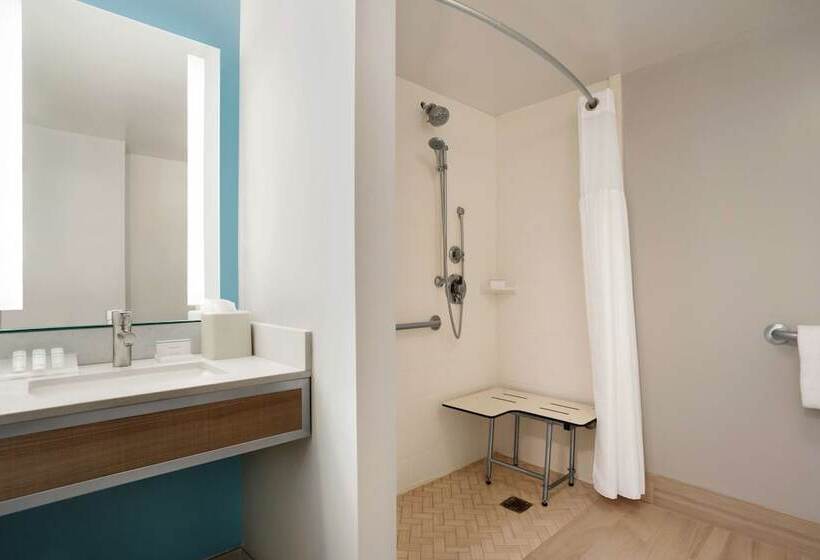 غرفة قياسية لذوى الاحتياجات الخاصة, Hilton Garden Inn New Orleans Convention Center