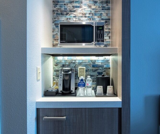 غرفة قياسية لذوى الاحتياجات الخاصة, Hilton Garden Inn New Orleans Convention Center