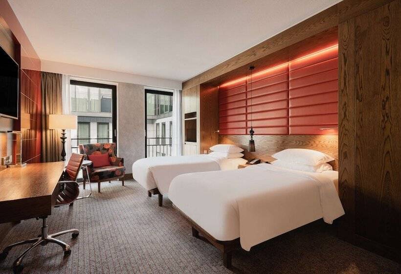 行政房间, Hilton The Hague