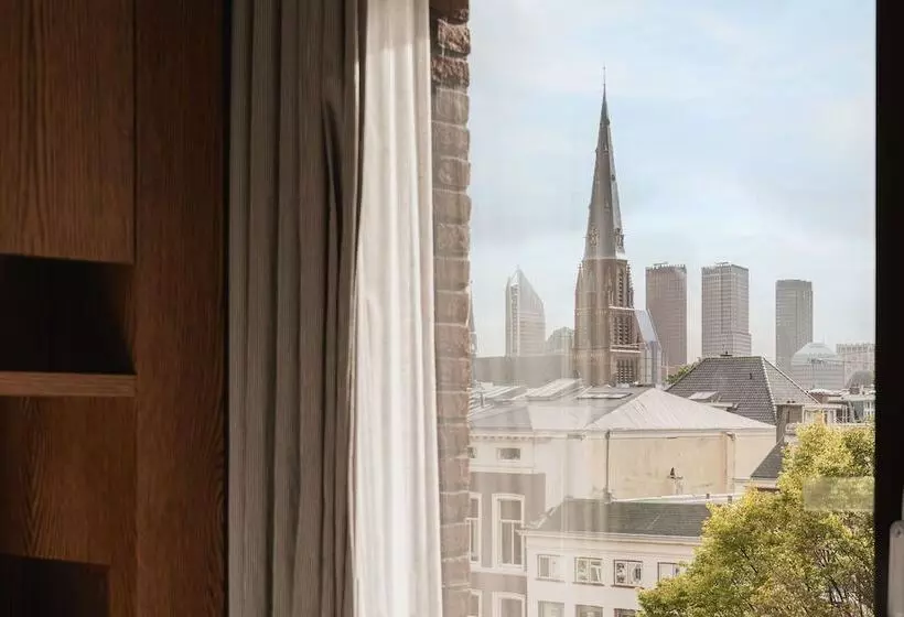 Deluxe-huone, Hilton The Hague