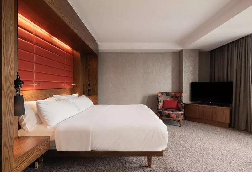 Perhesviitti, Hilton The Hague
