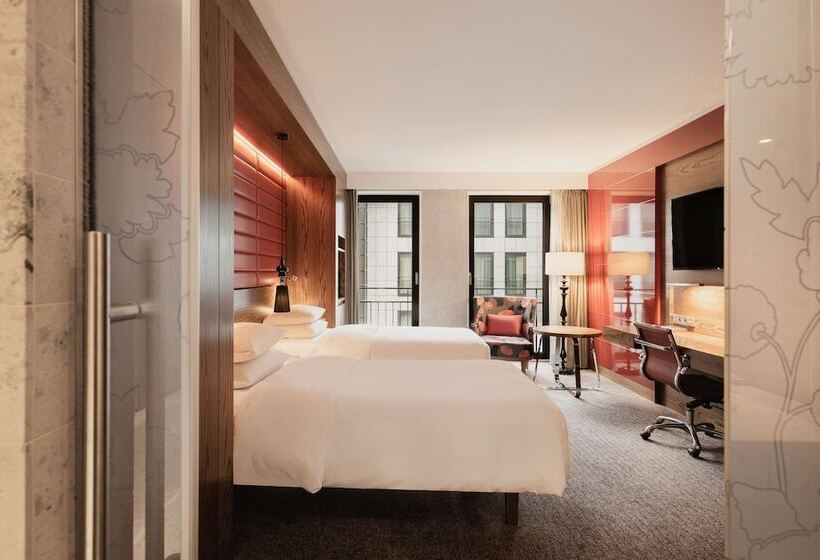 디럭스 룸, Hilton The Hague