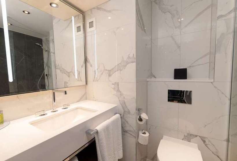 스탠다드 룸, Hilton The Hague