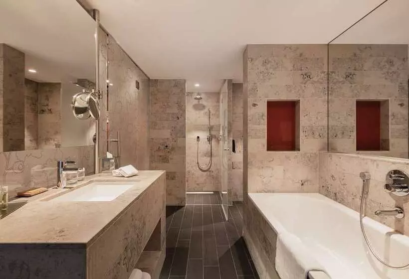 Standard-huone, Hilton The Hague