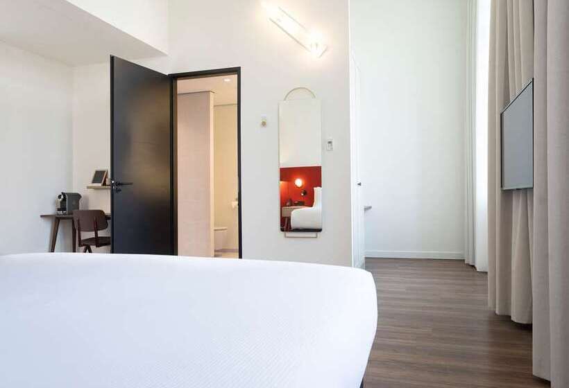 스탠다드 룸 킹사이즈 침대, Hilton The Hague