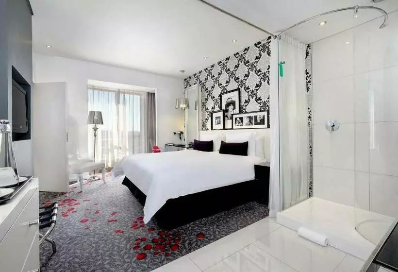 キングサイズベッドのスタンダードルーム, Protea Hotel Fire & Ice! By Marriott Johannesburg Melrose Arch