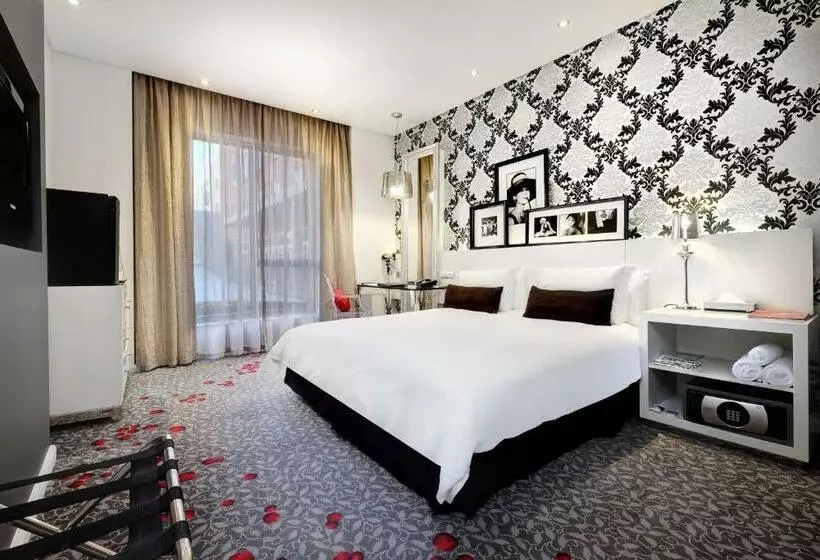 キングサイズベッドのスタンダードルーム, Protea Hotel Fire & Ice! By Marriott Johannesburg Melrose Arch
