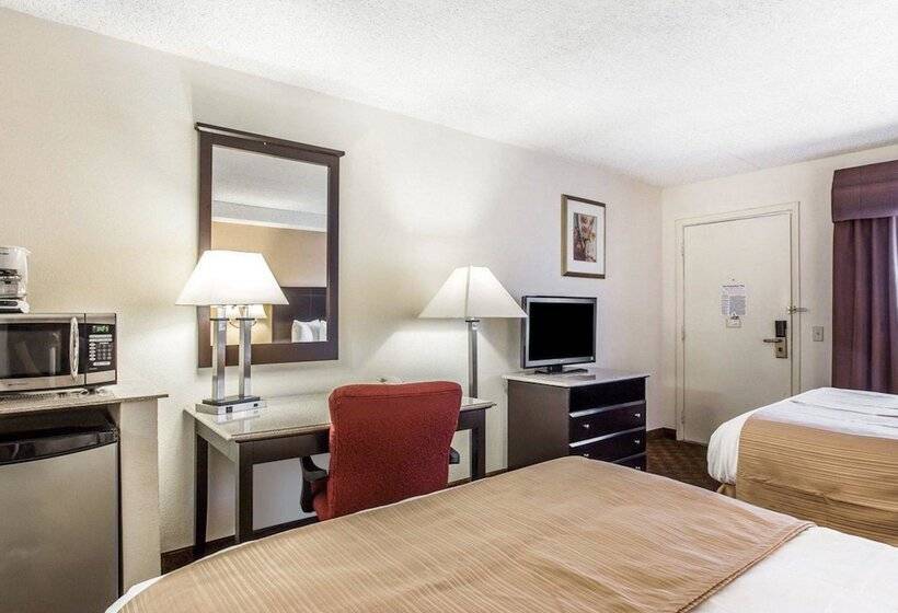 חדר סטנדרט שתי מיטות זוגיות, Quality Inn & Suites Coliseum