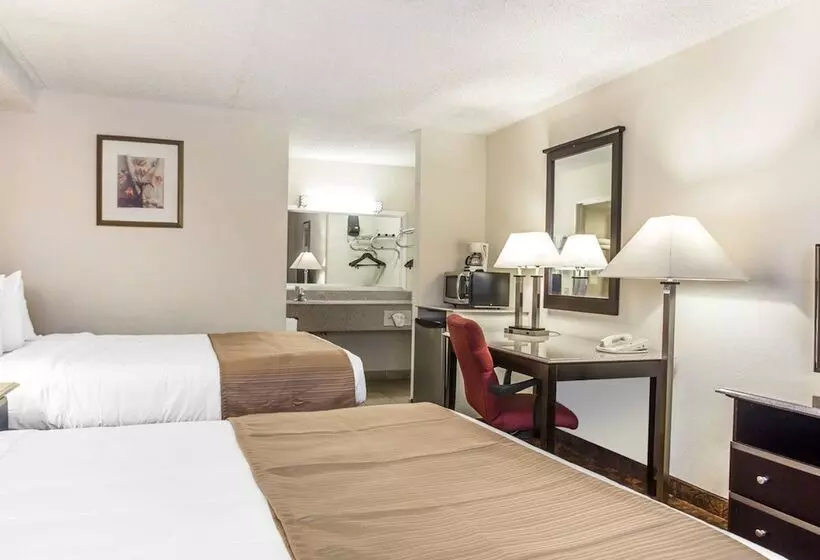 اتاق استاندارد با 2 تخت دوبل, Quality Inn & Suites Coliseum