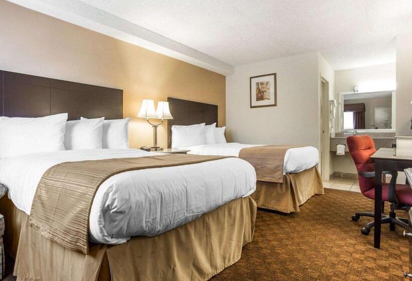 חדר סטנדרט שתי מיטות זוגיות, Quality Inn & Suites Coliseum