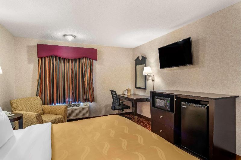 חדר סטנדרט עם מיטת קינג, Quality Inn