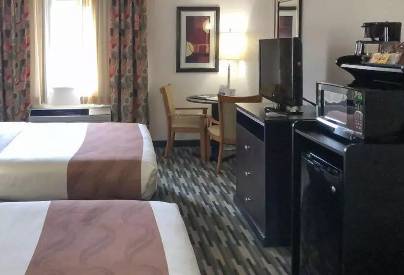 اتاق استاندارد, Quality Inn & Suites Denver International Airport