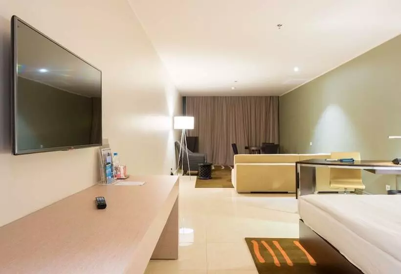 اتاق سوپریور با چشم‌انداز باغ, Radisson Blu Hotel, Dakar Sea Plaza