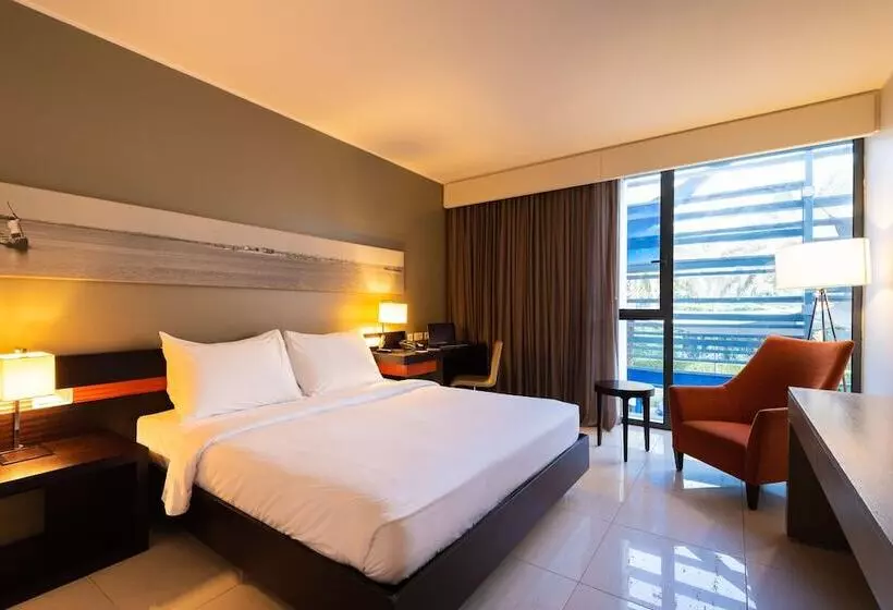 اتاق سوپریور با چشم‌انداز دریا و بالکن, Radisson Blu Hotel, Dakar Sea Plaza