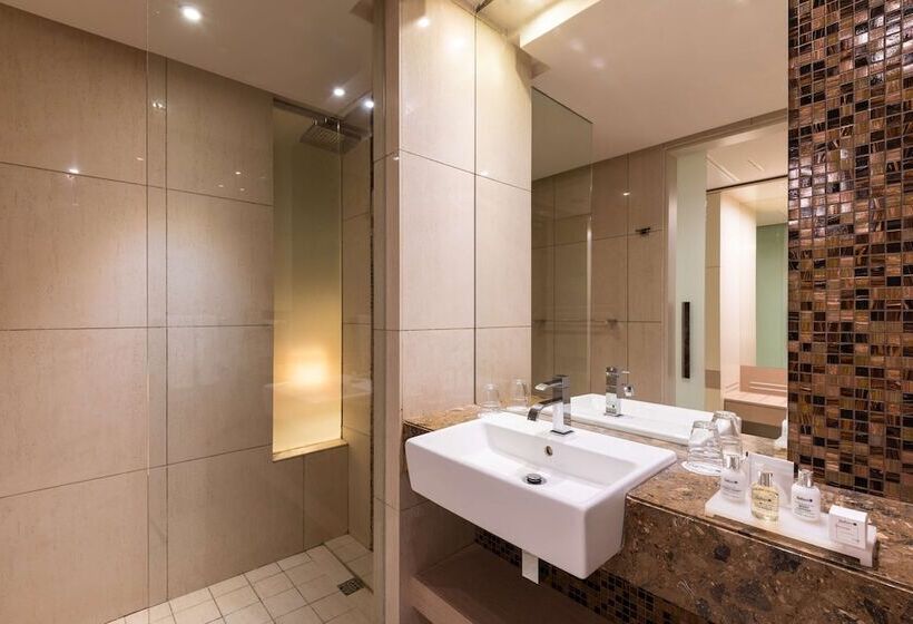 اتاق سوپریور با چشم‌انداز دریا و بالکن, Radisson Blu Hotel, Dakar Sea Plaza