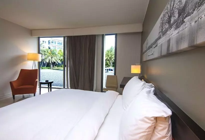 اتاق سوپریور با چشم‌انداز دریا و بالکن, Radisson Blu Hotel, Dakar Sea Plaza