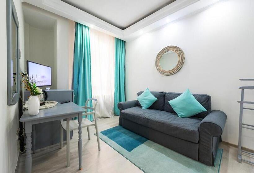 سوییت, Relax Comfort Suites