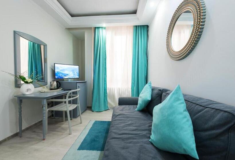 سوییت, Relax Comfort Suites