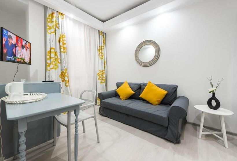 سوییت, Relax Comfort Suites