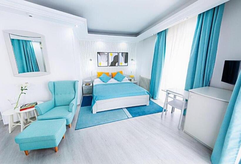 اتاق استاندارد با وان آب گرم, Relax Comfort Suites