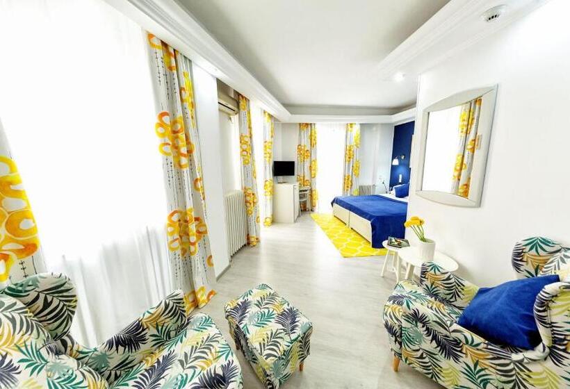 اتاق استاندارد با وان آب گرم, Relax Comfort Suites